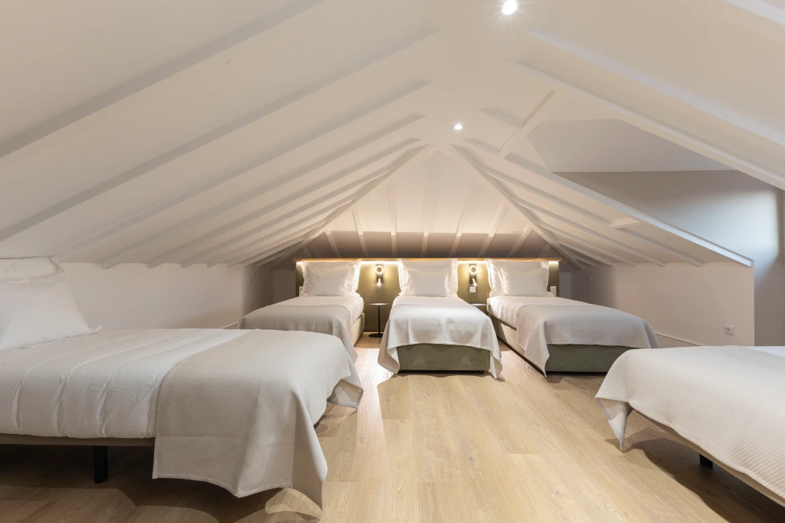 quarto_familiar_alojamento_da_vila_golden2